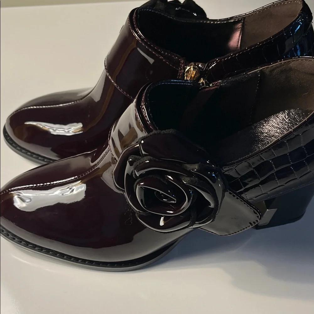 TDD Vogue‎ Elegant Women’s Burgundy Patent Leather Chunky Block Heels. Size 8.5